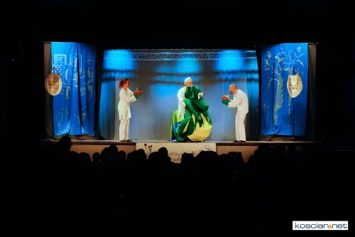 bajka-o-smoku-kubie-teatr-a-00009-upscaled