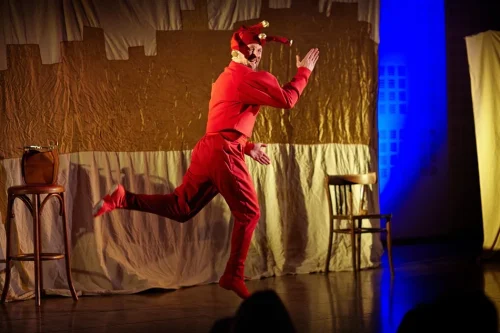 kto-ty-jestes-teatr-a-00003