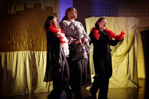 kto-ty-jestes-teatr-a-00011