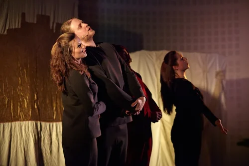 kto-ty-jestes-teatr-a-00021