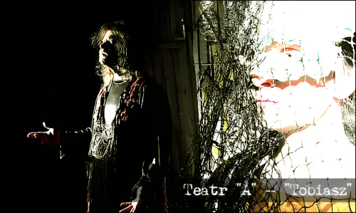tobiasz-teatr-a-00023-upscaled